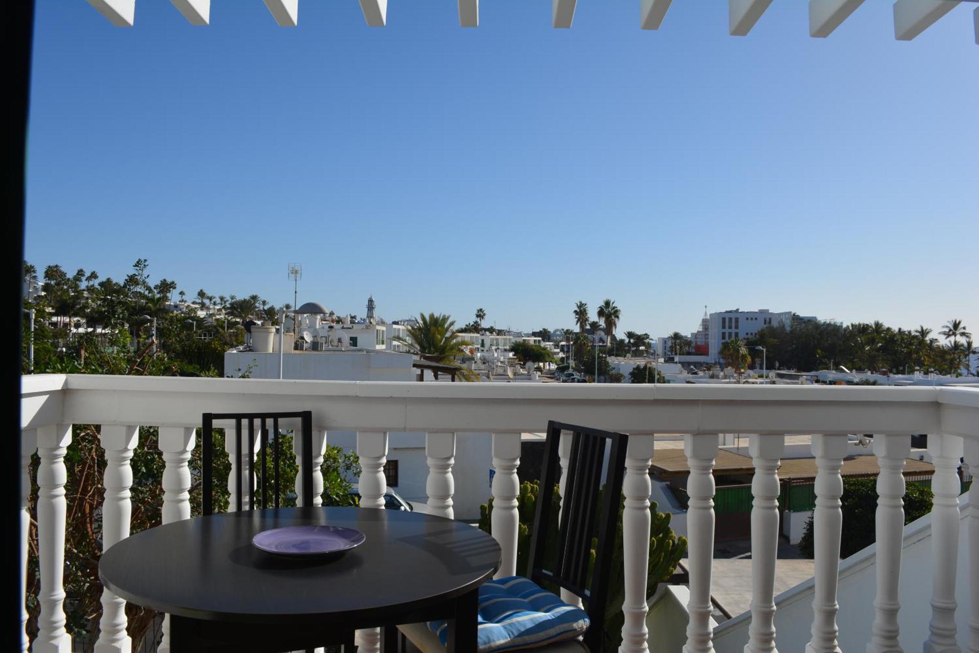 Oasis Playa Chica Con Terraza A 100m Del Mar Apartment
