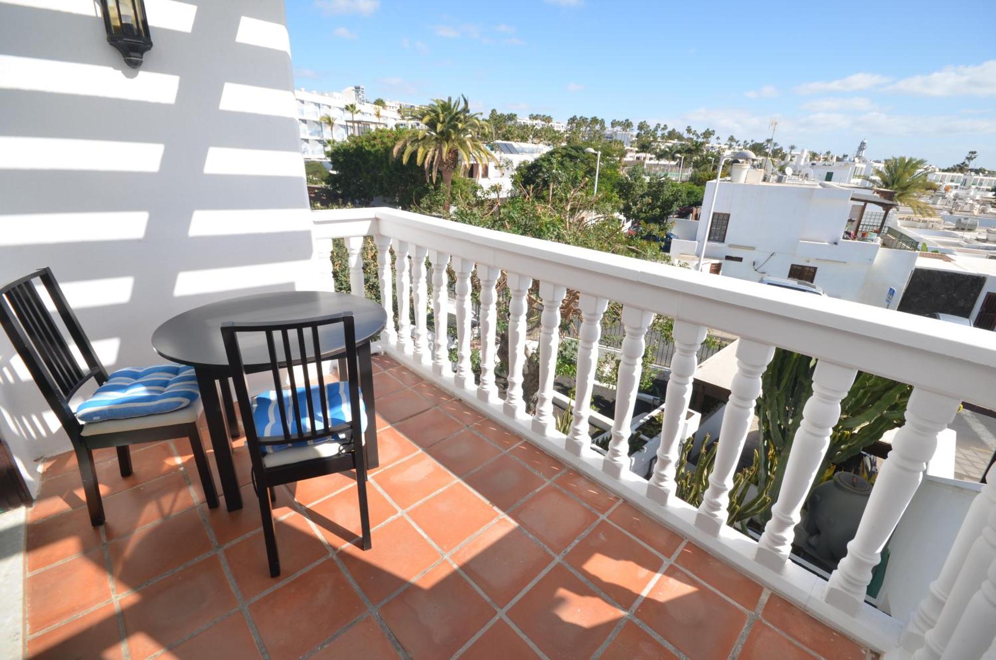 Oasis Playa Chica Con Terraza A 100m Del Mar Apartment Tias