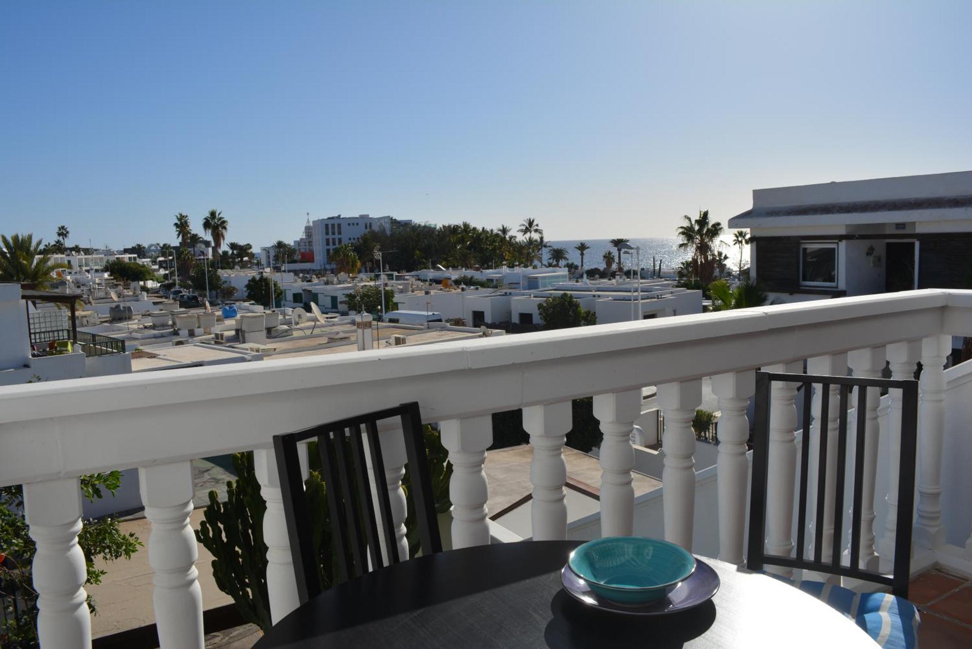Oasis Playa Chica Con Terraza A 100m Del Mar Apartment *