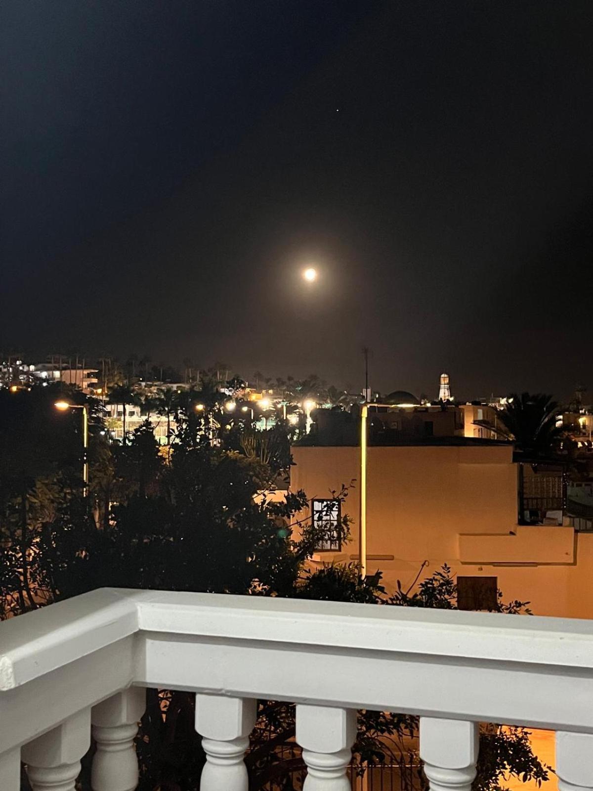 Oasis Playa Chica Con Terraza A 100m Del Mar Apartment *