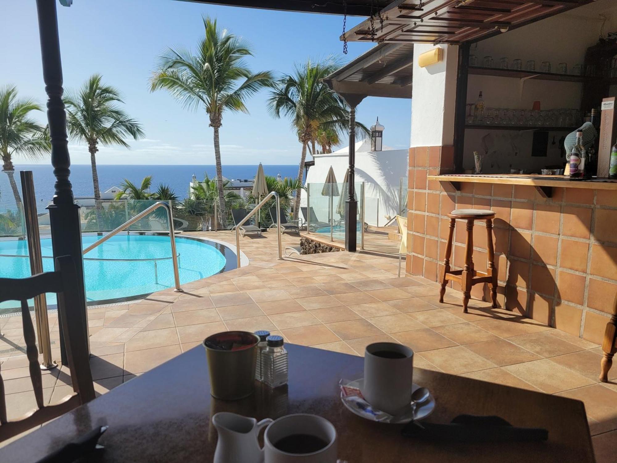 25 * Puerto del Carmen (Lanzarote)