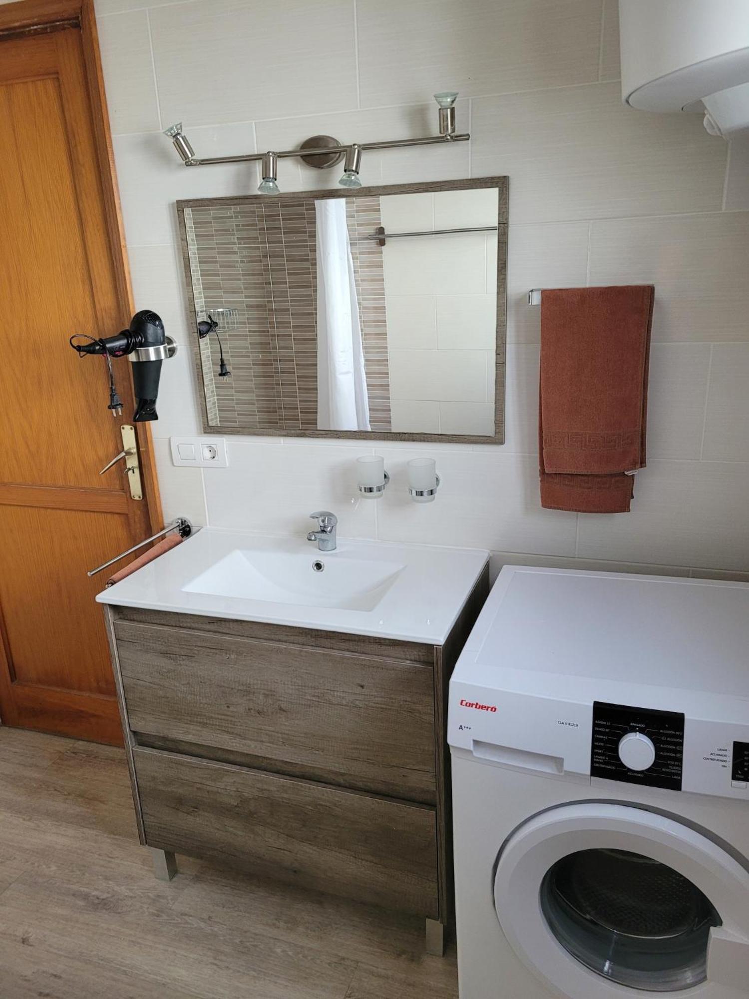 Apartment 25
