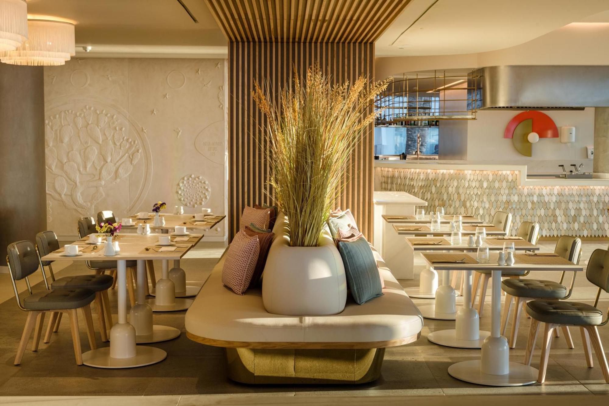 Fariones Hotel