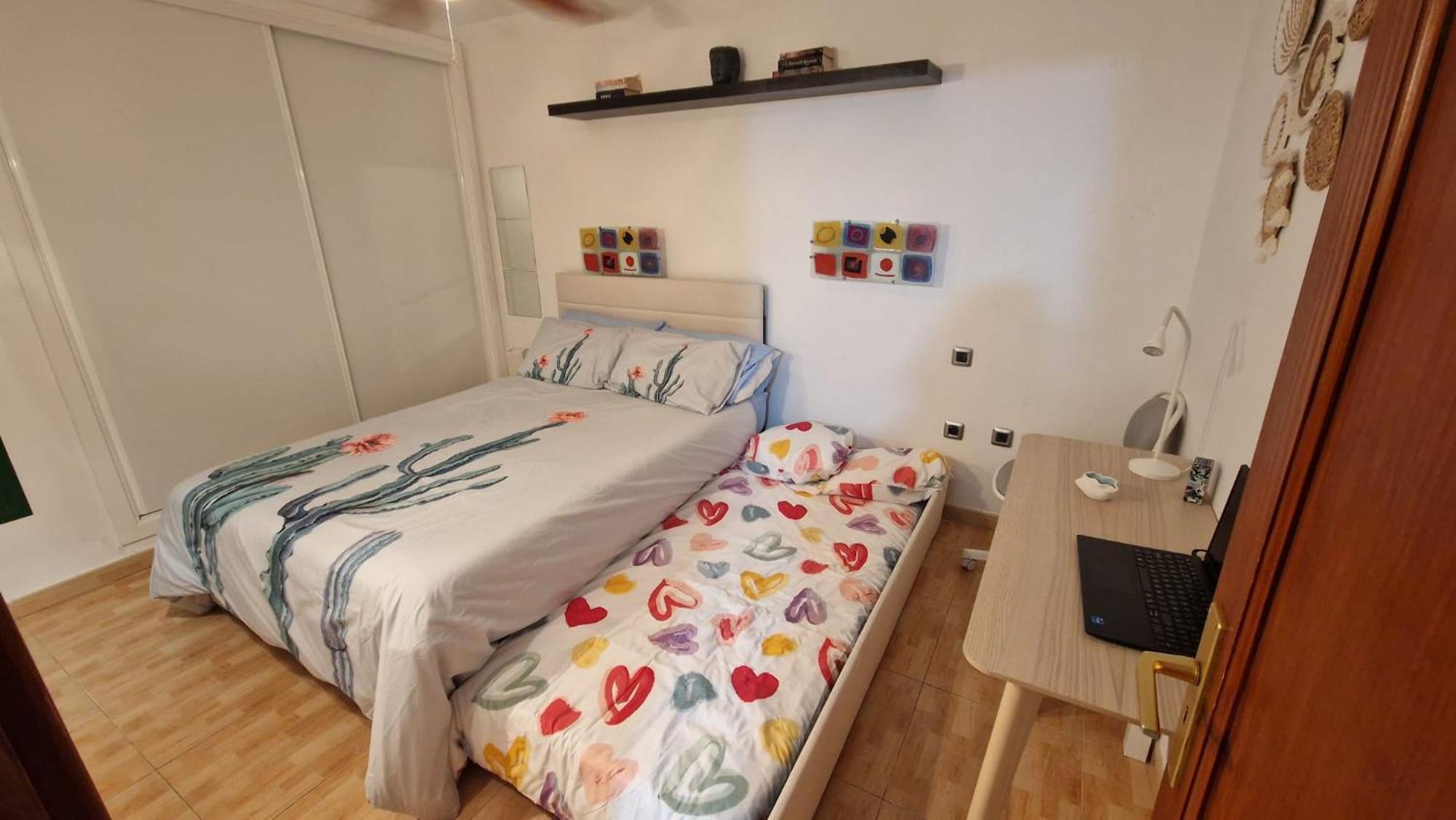 Lukite House Tias