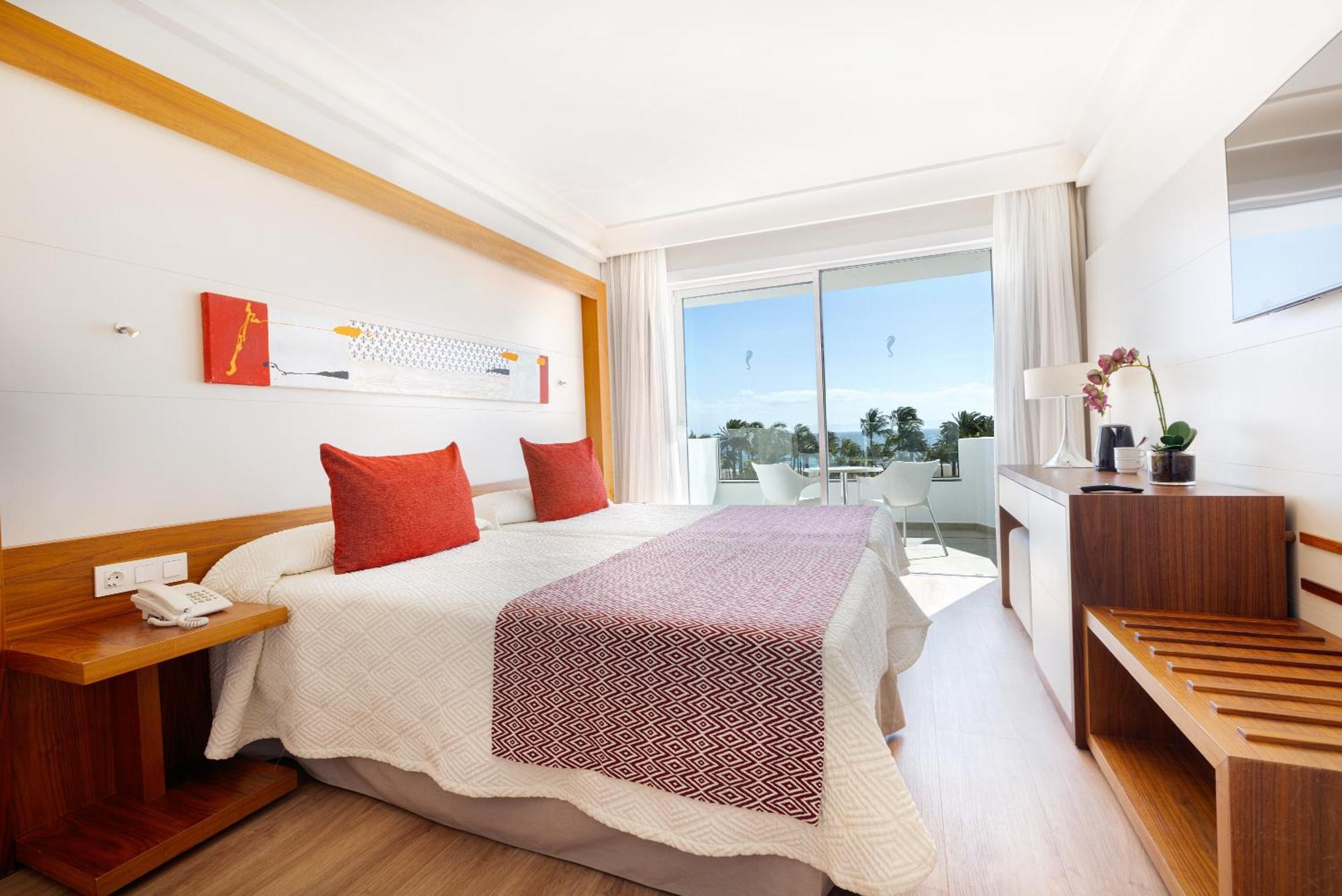 Hipotels La Geria 4*