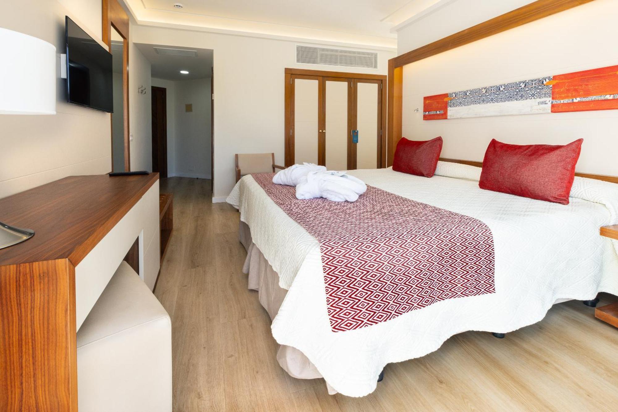 Hipotels La Geria Hotel