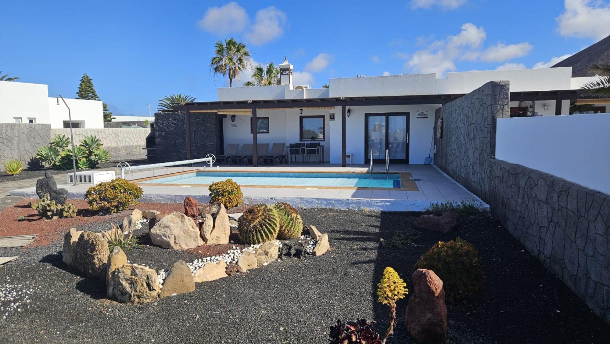 Ariadne Holiday home *