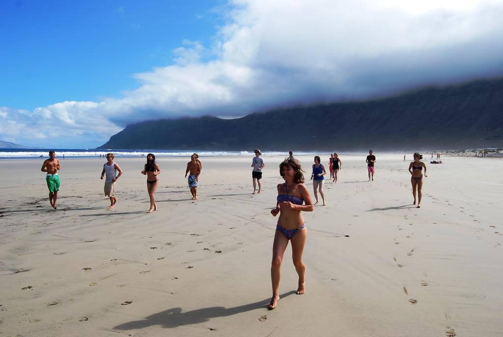 Hostel Red Star Surf & Yoga Camp Lanzarote Famara