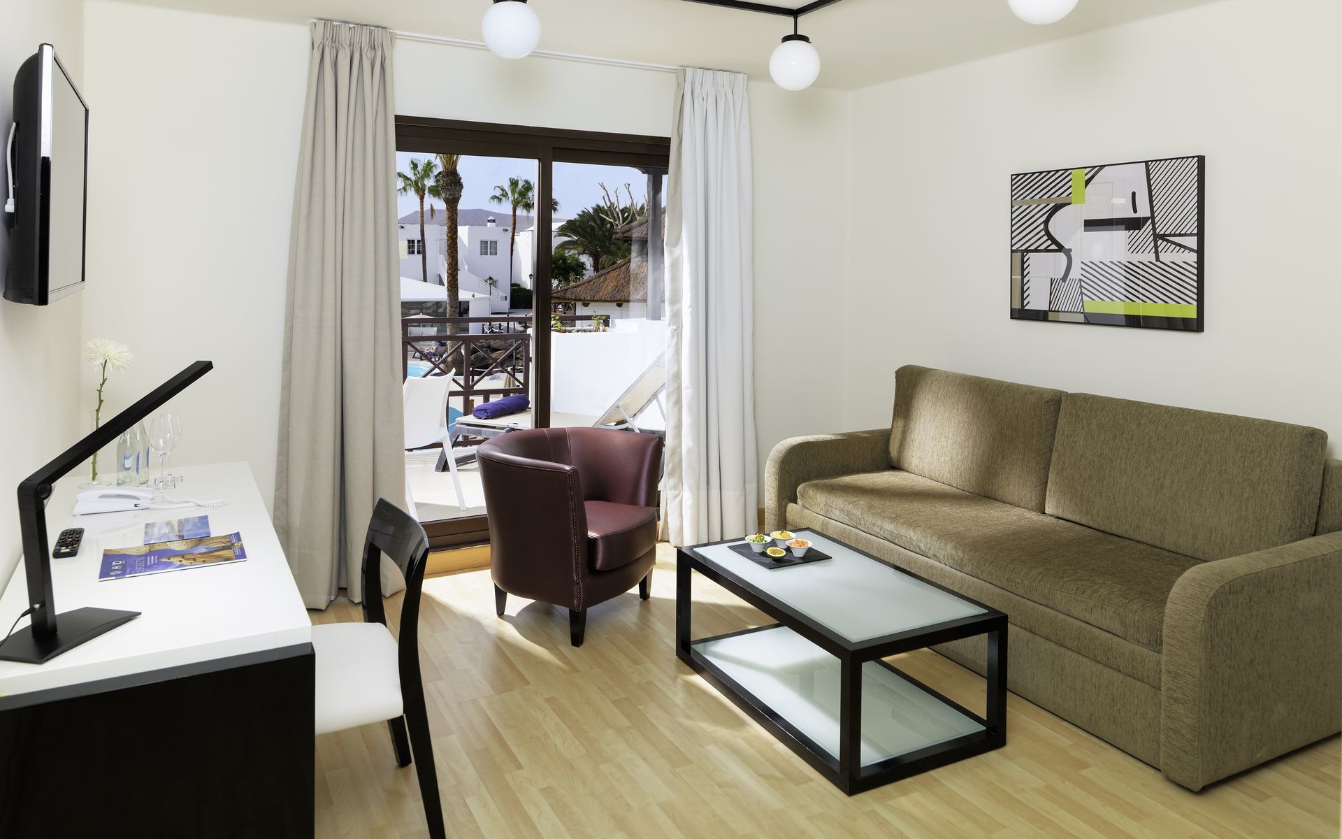 Hotel Boutique H10 White - Adults Only