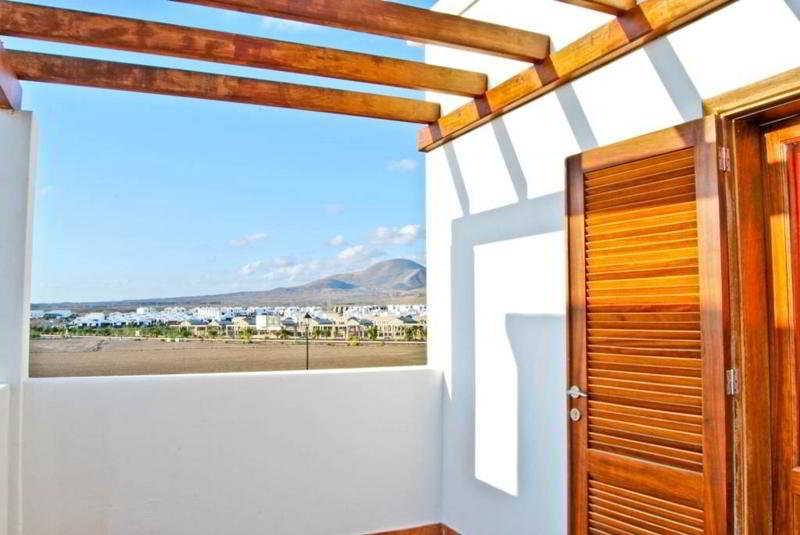 Christina Playa Blanca (Lanzarote)