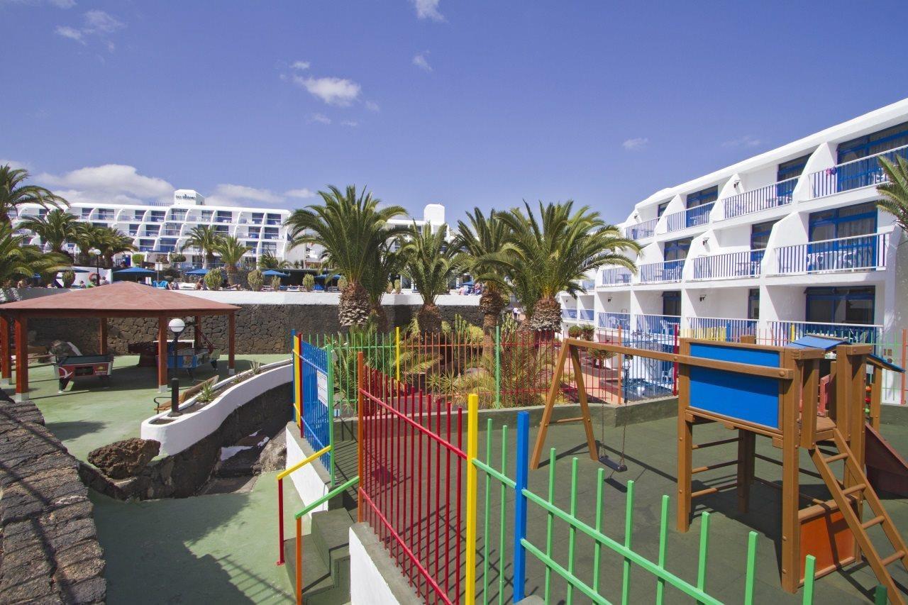 Ereza Los Hibiscos * Puerto del Carmen (Lanzarote)