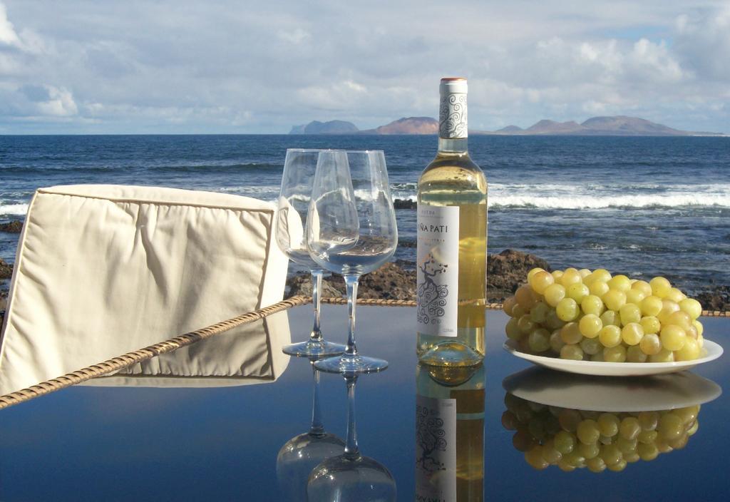 Absolute Beachfront House Ii * Famara