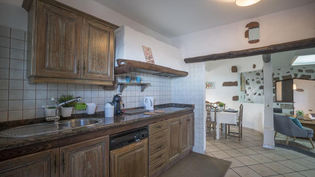 With Amazing Views, Jacuzzi And Private Pool * San Bartolome (Las Palmas)