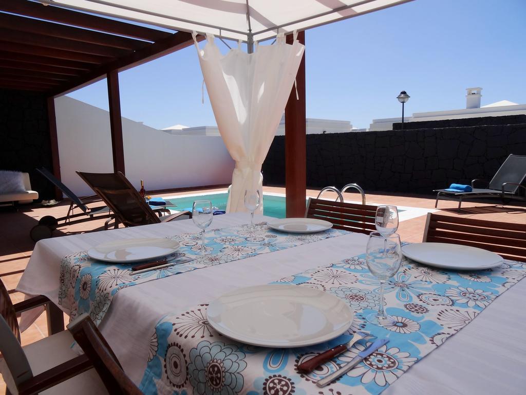 Happy Con Piscina Privada Villa Playa Blanca (Lanzarote)
