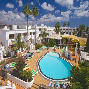 Montana Club Hotel 3*