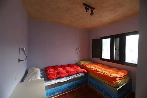 Red Star Surf & Yoga Camp Lanzarote Hostel Famara
