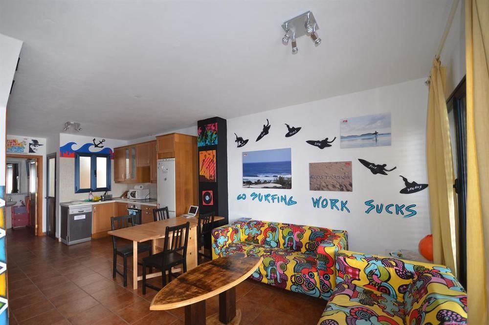 Hostel Red Star Surf & Yoga Camp Lanzarote Famara