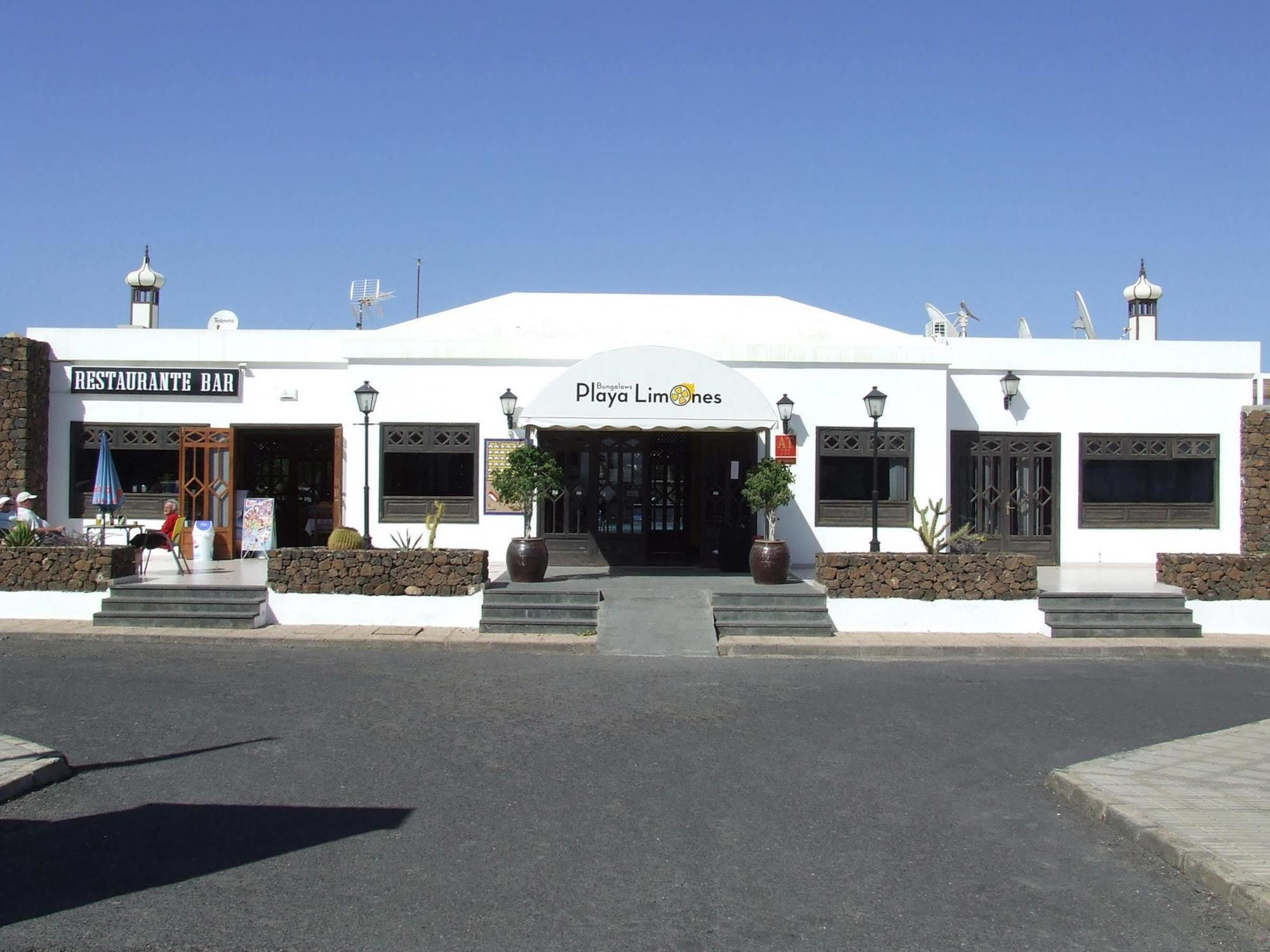 Hotel Playa Limones