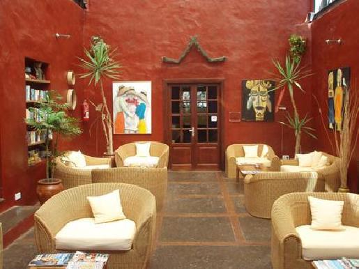 Salinas Hotel *