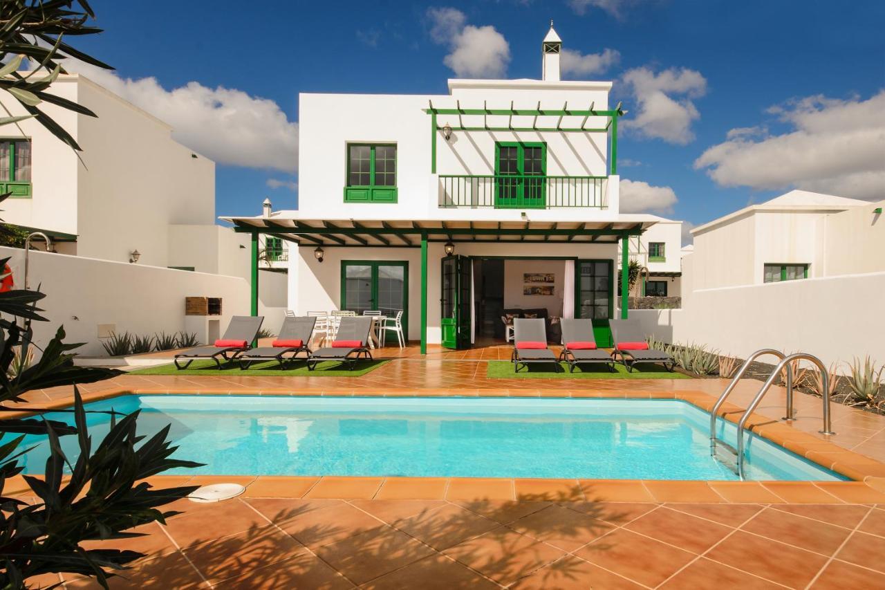 Villa Casas Nohara, Playa Blanca *