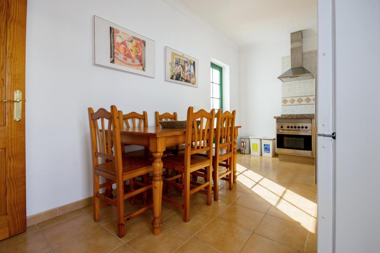 Casas Nohara, Playa Blanca Villa *