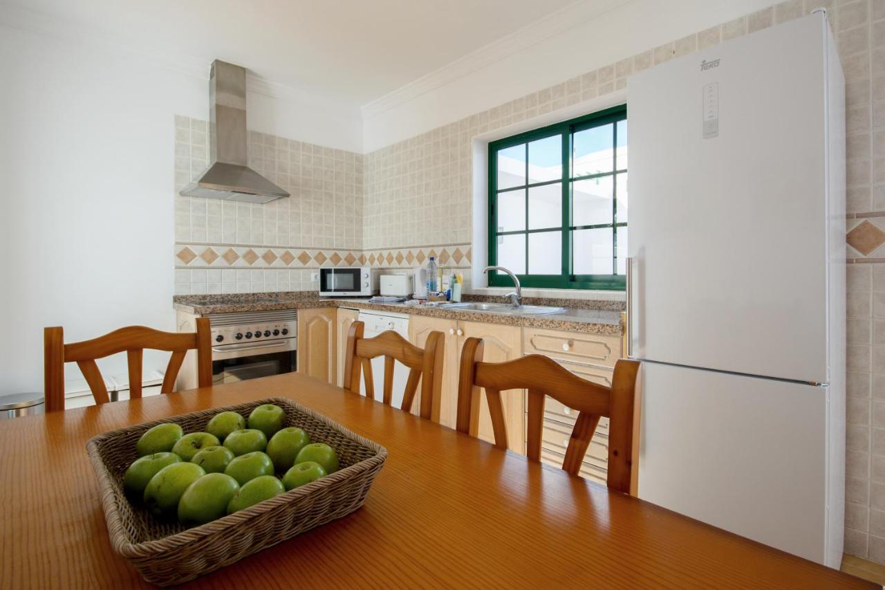 Casas Nohara, Playa Blanca Villa *