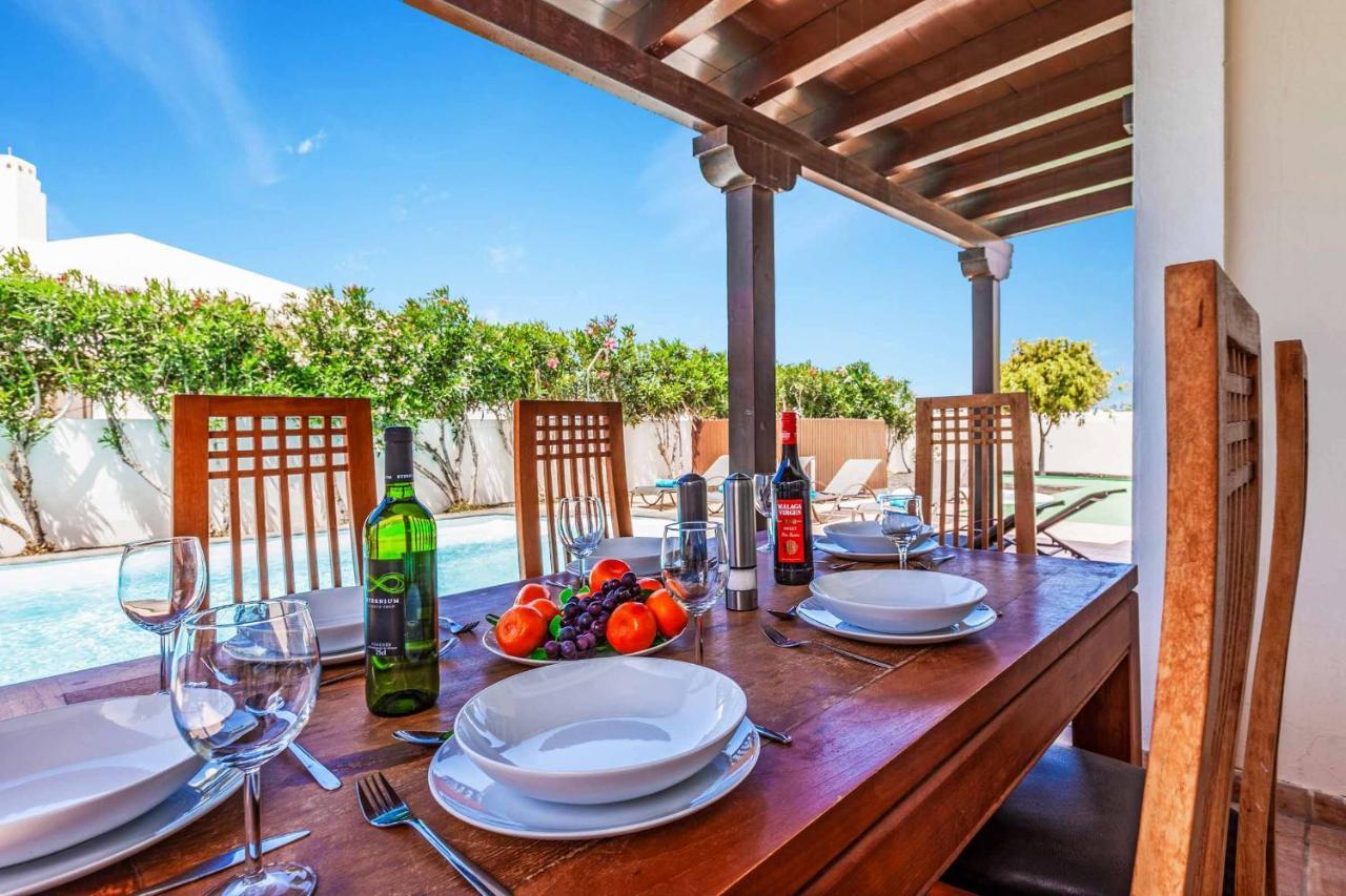 Amarillo Villa *