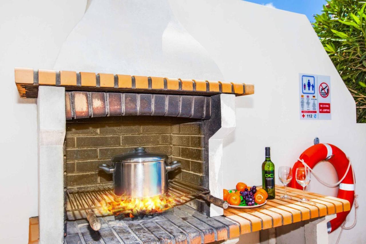 Amarillo Yaiza (Lanzarote)