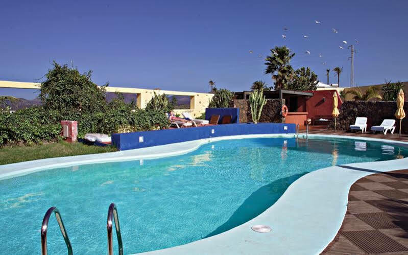 Salinas Hotel *