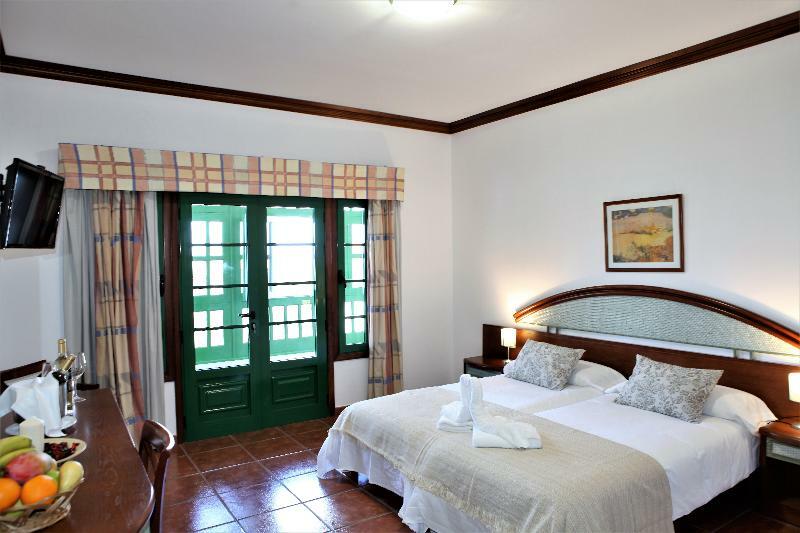 Hotelito El Campo 2*