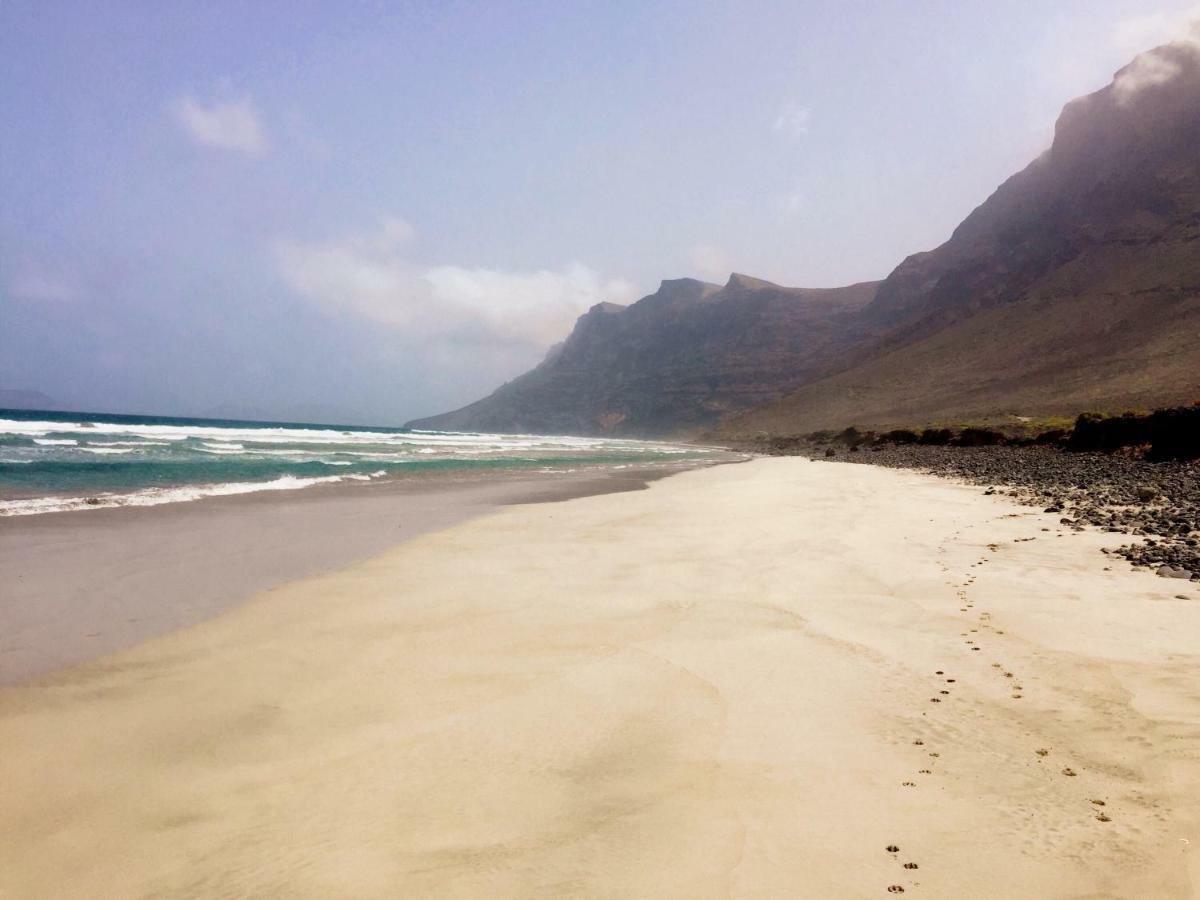 Fcg24a Famara