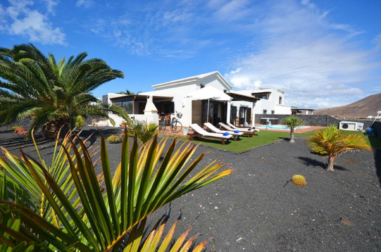 Villa Ambar Cherry