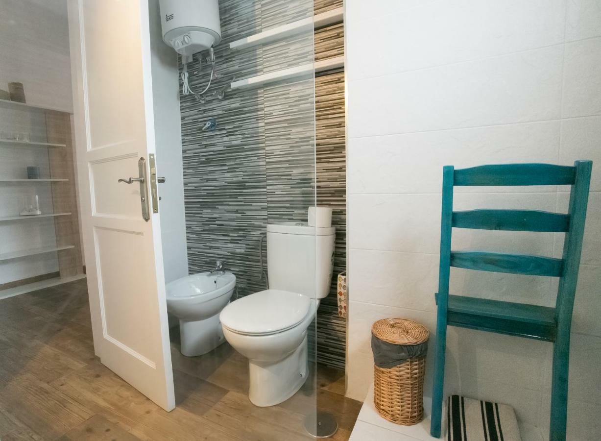 Chromotheraphy Cerca Del Mar Apartment