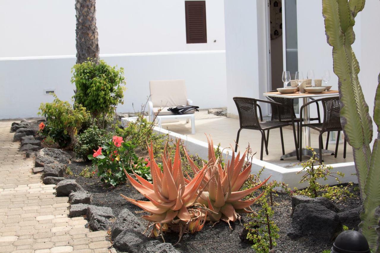Charco Del Palo Bungalows *