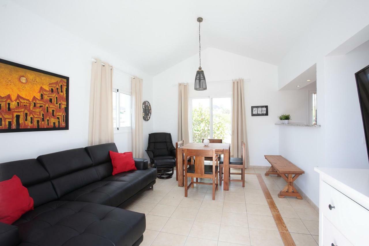 Charco Del Palo Bungalows Holiday home *