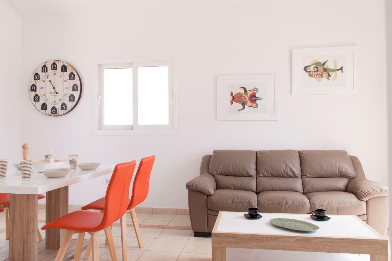 Charco Del Palo Bungalows