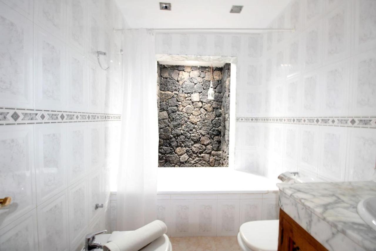 House With 3 Bedrooms In Tias With Terrace And Wifi *