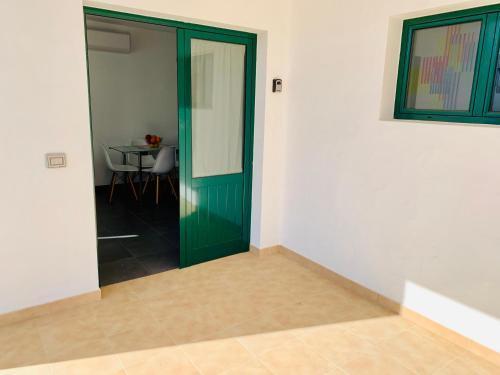 Zalabar Apartahotel *